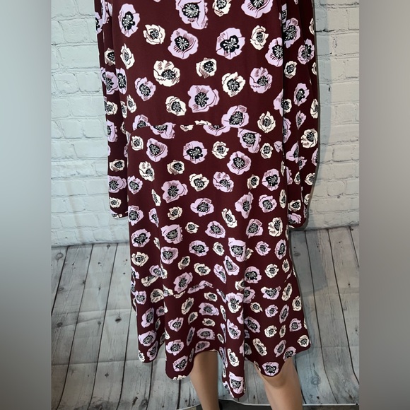 Ann Taylor Loft Dark Purple, White & Black floral dress size 8 - Picture 3 of 10